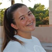 Adapto mis clases particulares al nivel del alumno, ofrezco refuerzo para todas las materias. Obtuve el título de la ESO con un 9,5 de nota media y ahora estudio 1ro de bachillerato social.